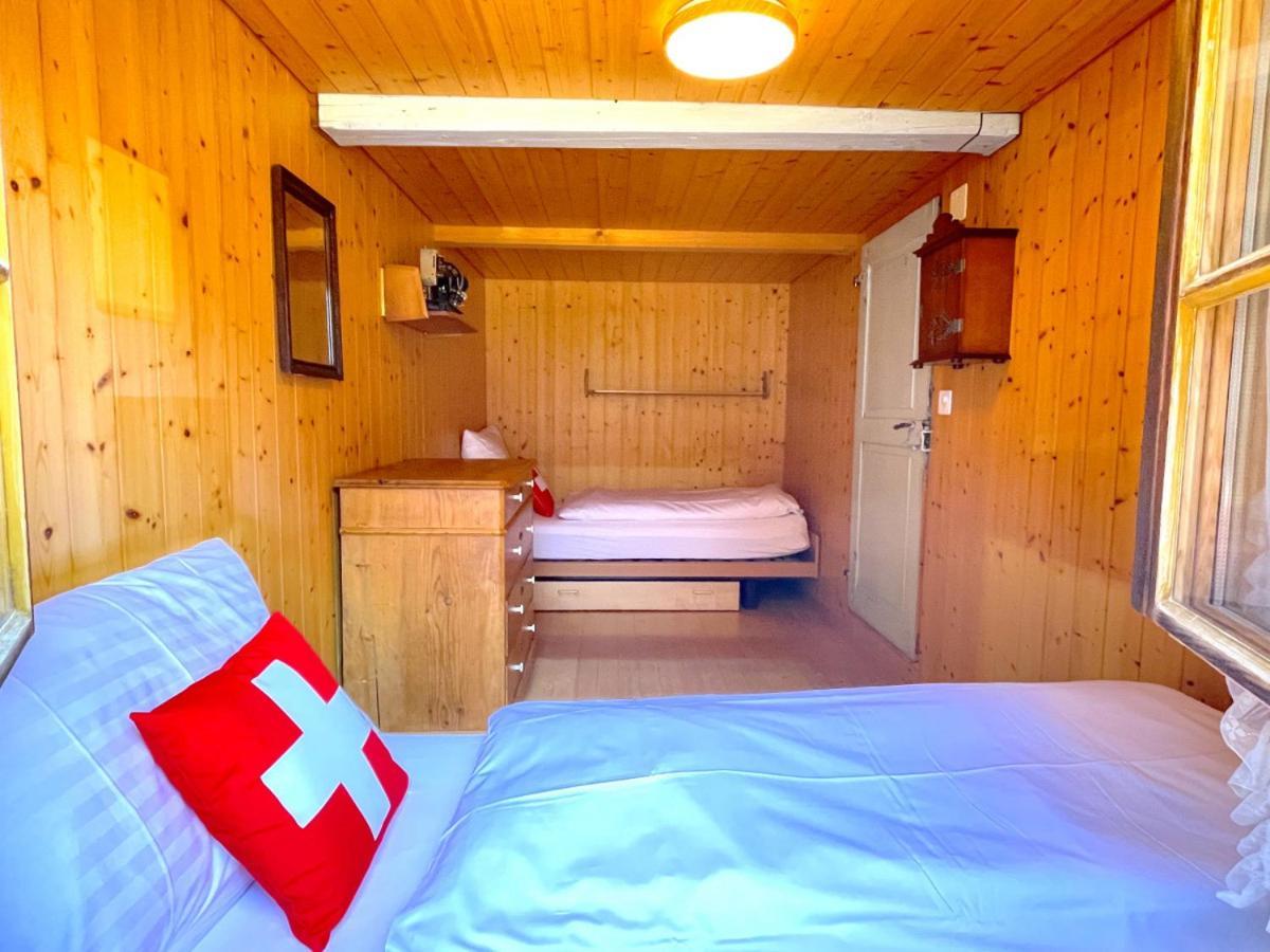 Swisshut Stunning Views Alps Lake - Chalet Erli Därligen エクステリア 写真