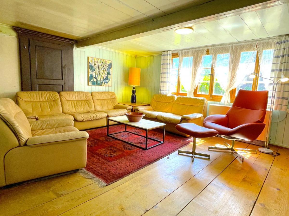 Swisshut Stunning Views Alps Lake - Chalet Erli Därligen エクステリア 写真