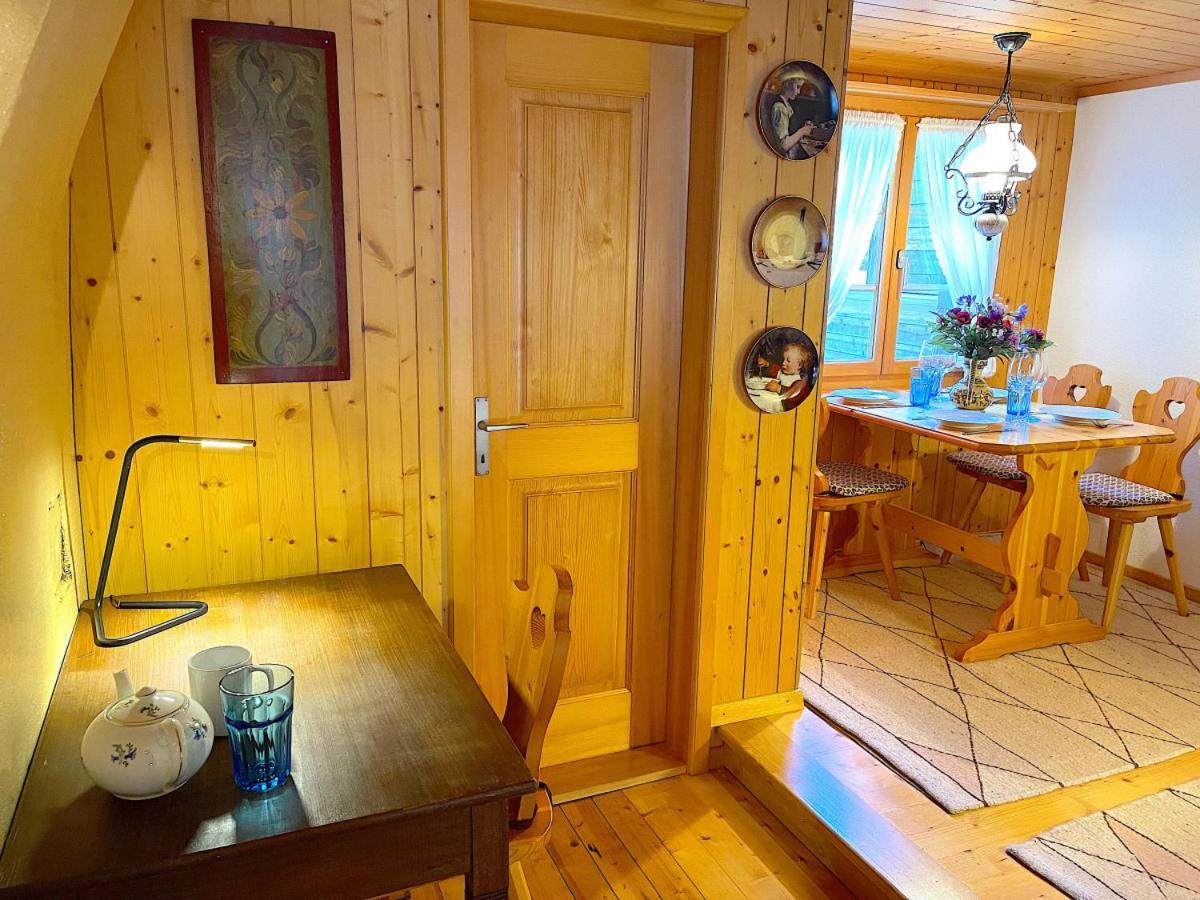 Swisshut Stunning Views Alps Lake - Chalet Erli Därligen エクステリア 写真